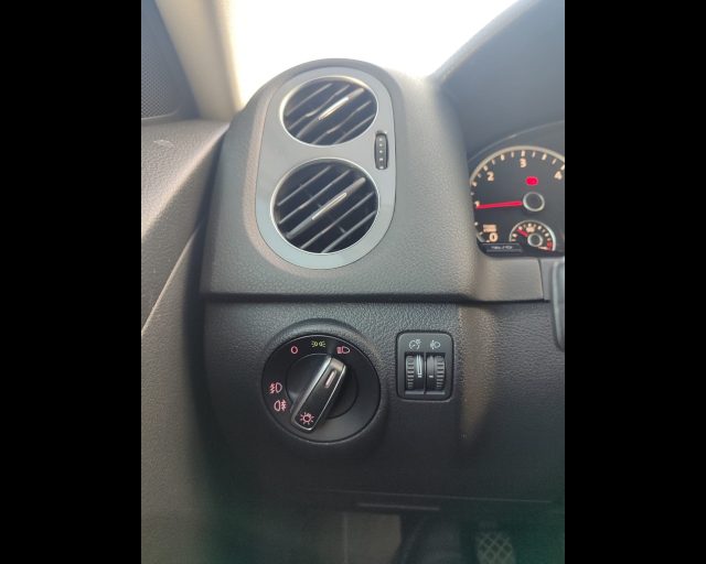 VOLKSWAGEN Tiguan usata 19