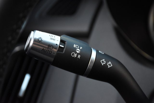 JAGUAR E-Pace usata, con Leve al volante