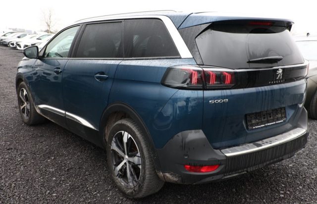 PEUGEOT 5008 usata, con Climatizzatore automatico, 2 zone