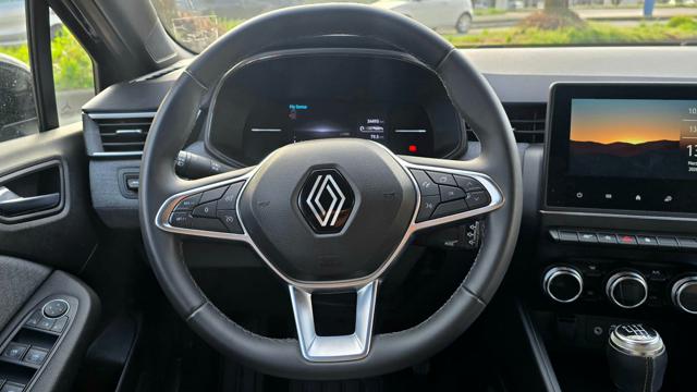 RENAULT Clio usata, con Servosterzo