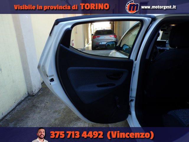 LANCIA Ypsilon usata, con Hill holder