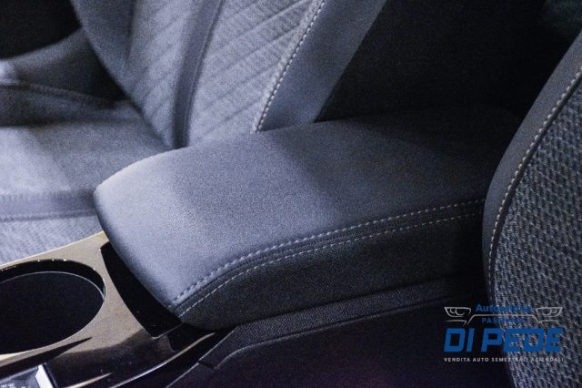 PEUGEOT 208 usata, con Sensori di parcheggio posteriori