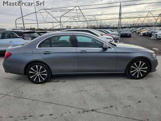 MERCEDES-BENZ E 220 usata, con Controllo automatico clima