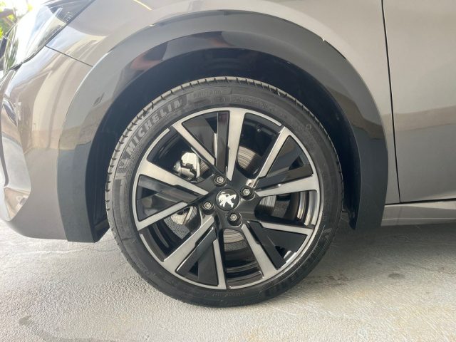 PEUGEOT 208 usata, con Sensori di parcheggio posteriori