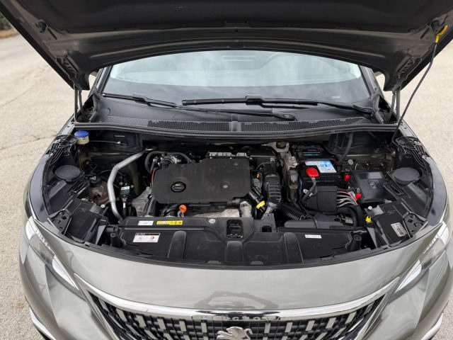 PEUGEOT 3008 usata, con Fari LED