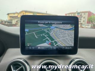 MERCEDES-BENZ GLA 220 usata 17