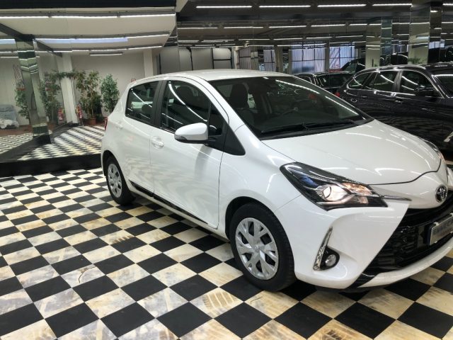 TOYOTA Yaris usata, con Airbag laterali
