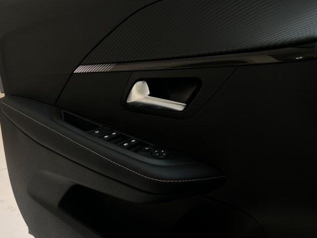 PEUGEOT 208 usata, con Lettore CD