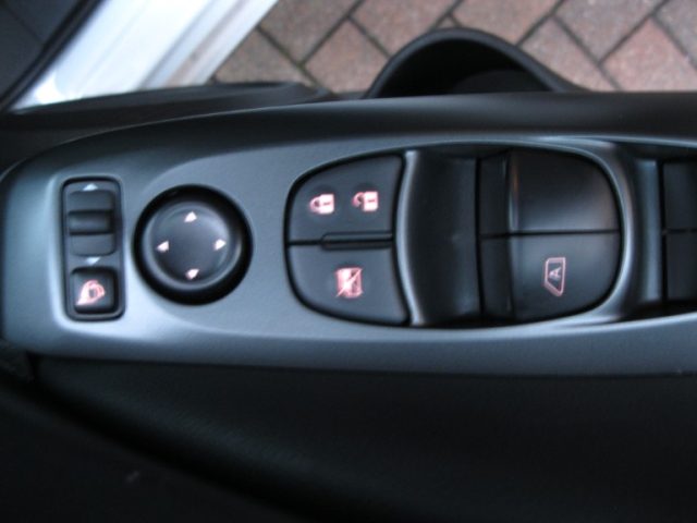 NISSAN Juke usata, con USB