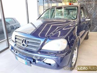 MERCEDES-BENZ ML 270 usata, con Airbag