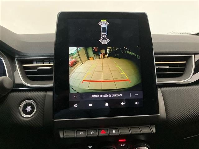 RENAULT Captur usata, con USB
