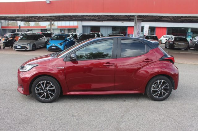 TOYOTA Yaris usata, con Bracciolo