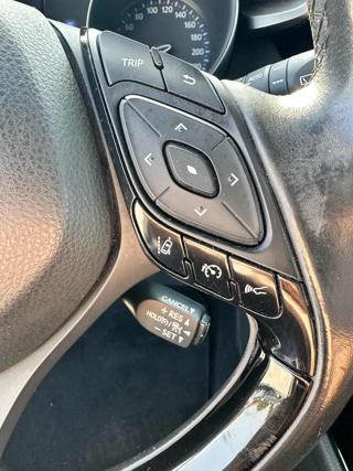 TOYOTA C-HR usata, con Luci diurne LED