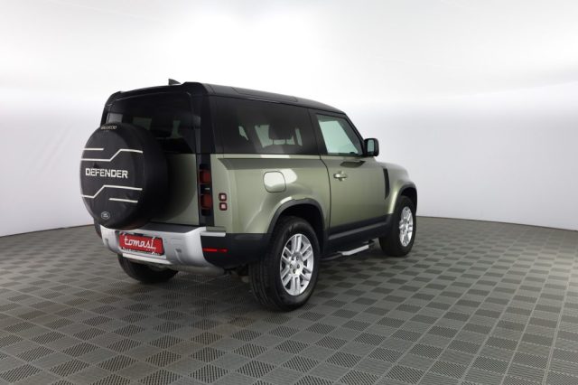 LAND ROVER Defender usata 3