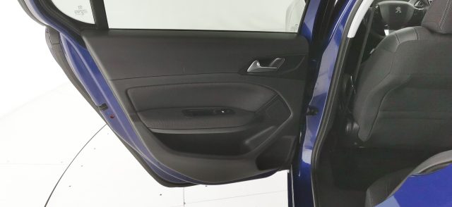 PEUGEOT 308 usata, con Sensore di luce