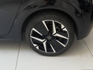 PEUGEOT 208 usata, con Autoradio digitale