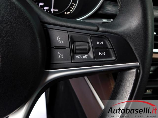 ALFA ROMEO Stelvio usata, con Chiusura centralizzata senza chiave