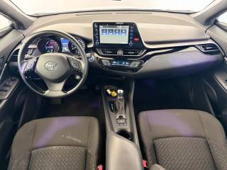 TOYOTA C-HR usata 8