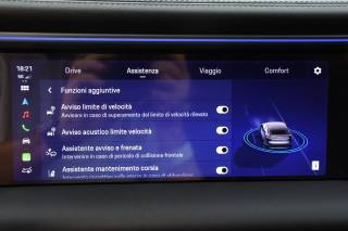 PORSCHE Macan usata, con Specchietti laterali elettrici