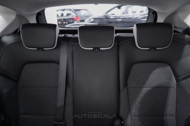 RENAULT Captur usata, con Bracciolo