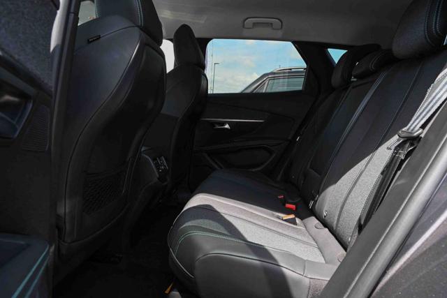 PEUGEOT 3008 usata, con Park Distance Control