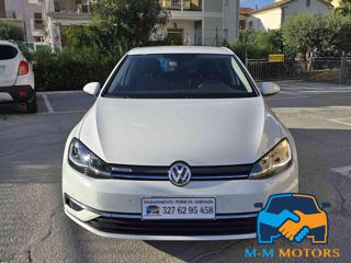 VOLKSWAGEN Golf usata, con Airbag