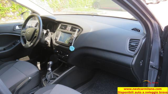 HYUNDAI i20 usata 48