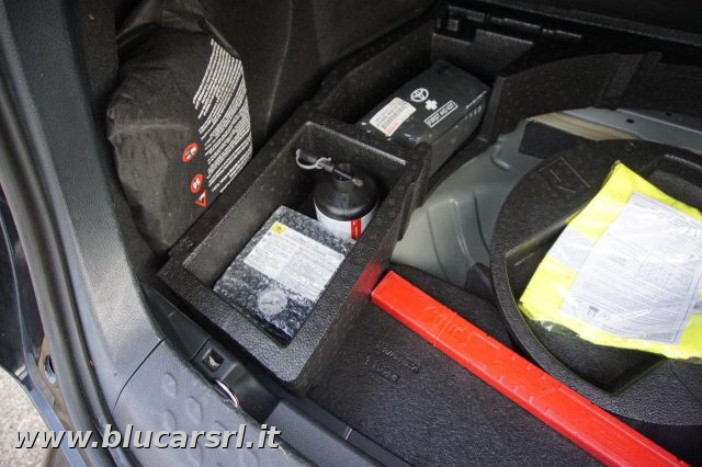 TOYOTA C-HR usata, con Bluetooth