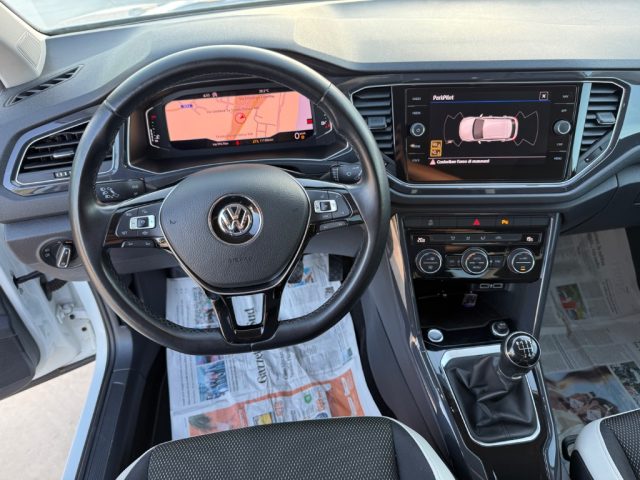 VOLKSWAGEN T-Roc usata, con Sensori di parcheggio posteriori