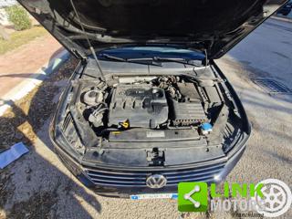 VOLKSWAGEN Passat Variant usata, con Controllo automatico clima