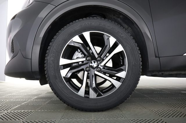 PEUGEOT 2008 usata 8