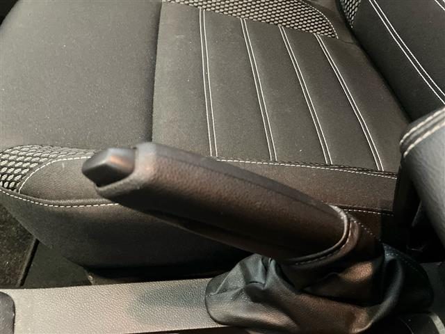 DACIA Duster usata 29