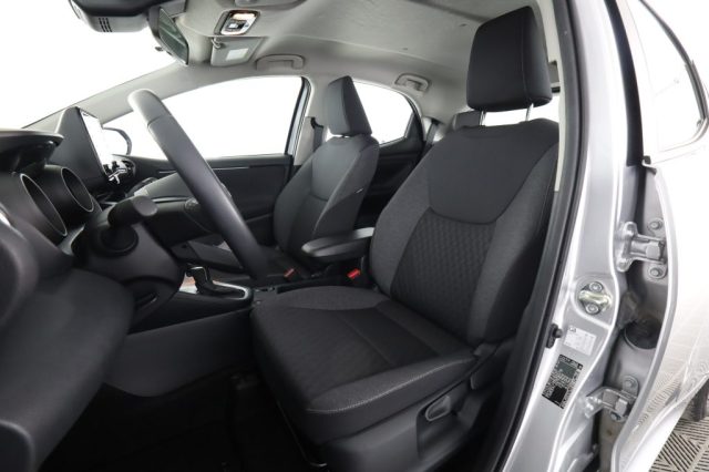 TOYOTA Yaris usata 2
