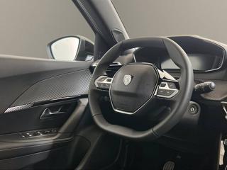 PEUGEOT 2008 usata, con Touch screen