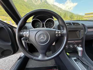 MERCEDES-BENZ SLK 200 usata, con Fendinebbia