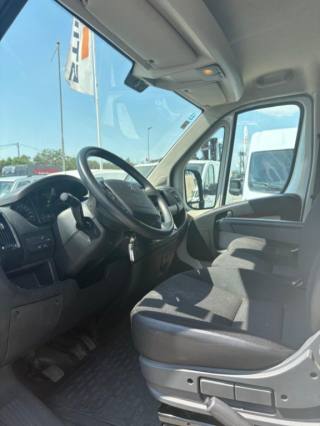PEUGEOT Boxer usata, con Climatizzatore