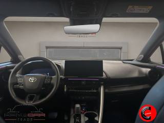 TOYOTA C-HR usata, con Controllo automatico clima