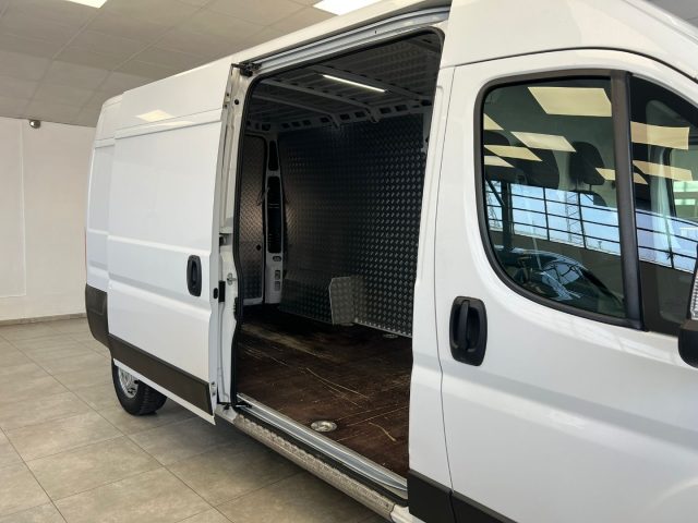 OPEL Movano usata, con Cruise Control