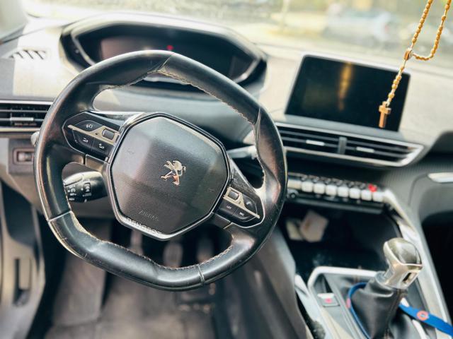 PEUGEOT 3008 usata, con Bluetooth