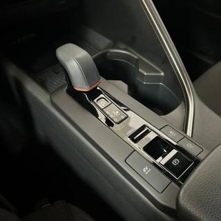 TOYOTA C-HR usata, con Sedile posteriore sdoppiato