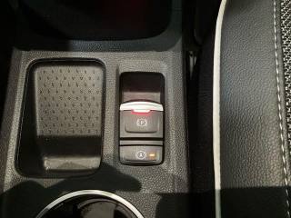 RENAULT Captur usata, con Hill holder