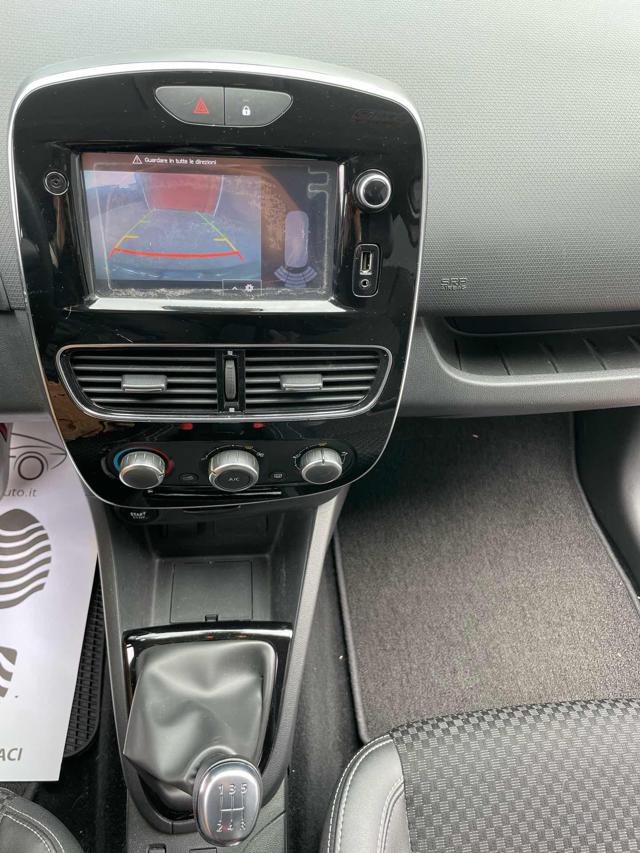RENAULT Clio usata, con Sedile posteriore sdoppiato