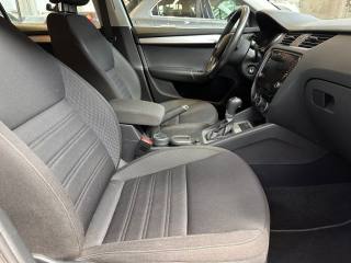 SKODA Octavia usata, con Fari LED