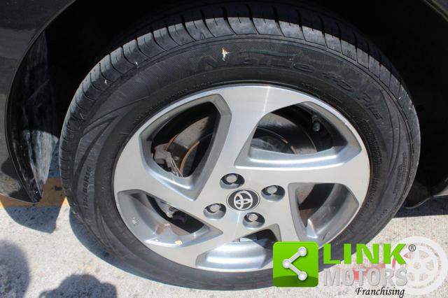TOYOTA Yaris usata, con Fendinebbia