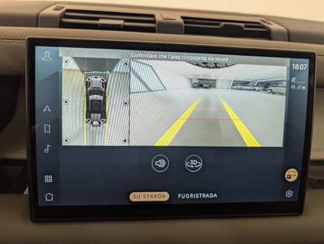 LAND ROVER Defender usata 14