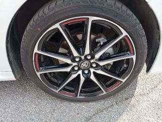 TOYOTA Yaris usata, con Interni in pelle