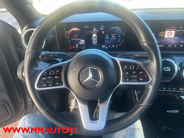 MERCEDES-BENZ A 180 usata, con Regolazione elettrica sedili