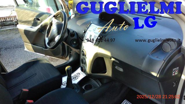 TOYOTA Yaris usata 22