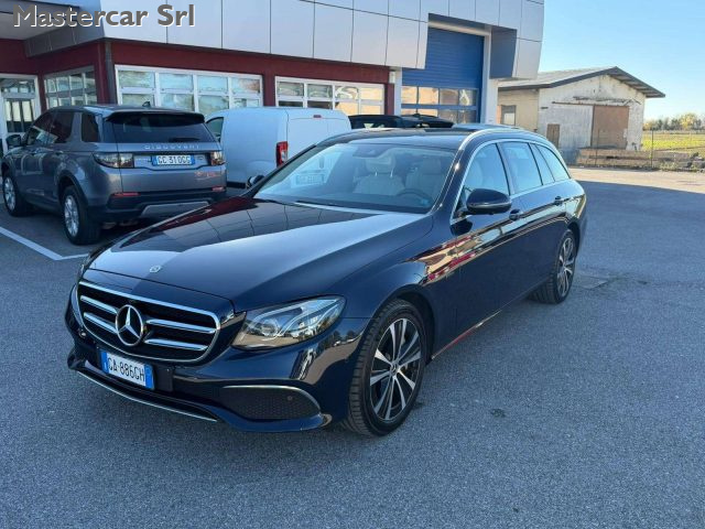 MERCEDES-BENZ E 300 usata, con Airbag