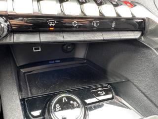 PEUGEOT 3008 usata, con Fendinebbia